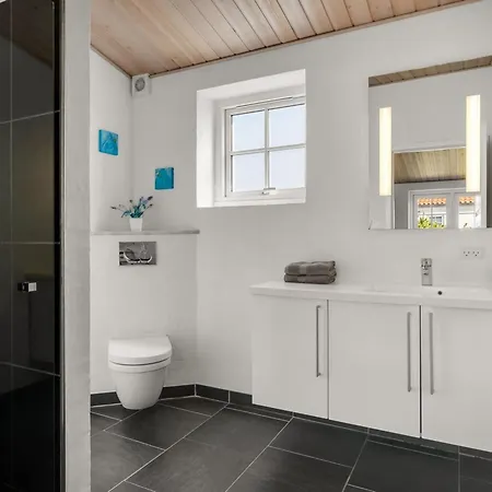 Donco - 3-2km From The Sea By Interhome Feriehus